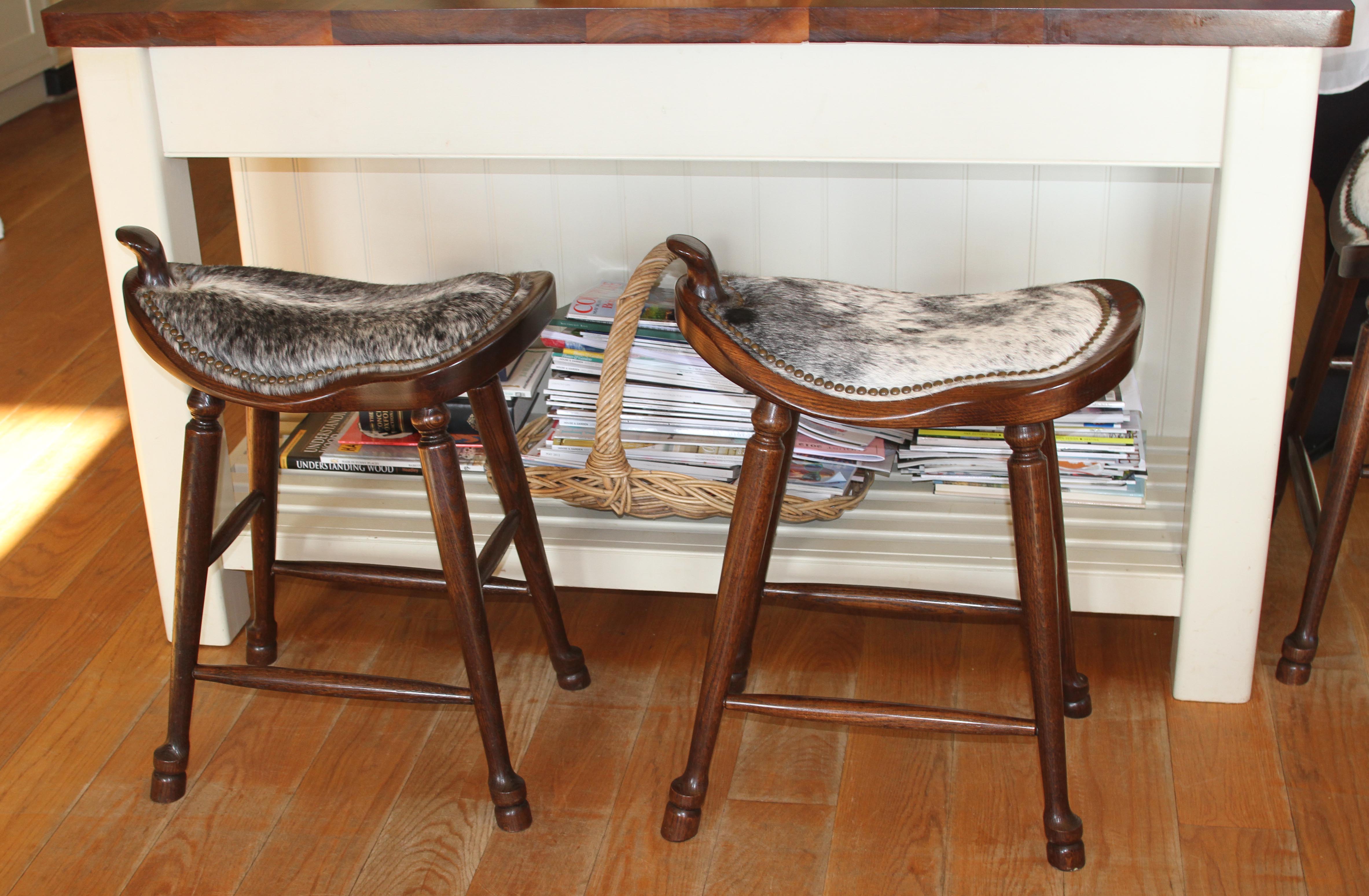 Western Oak Stool