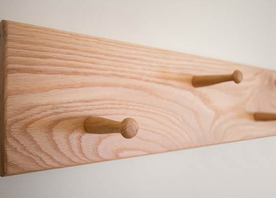 shaker oak staggered peg rail